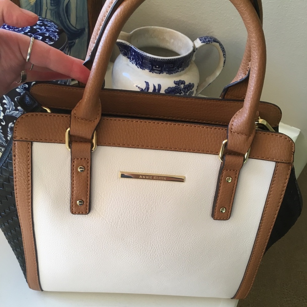 Anne Klein handbag 👜